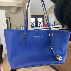 Blue Michael Kors tote